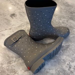 Chooka rain boots!